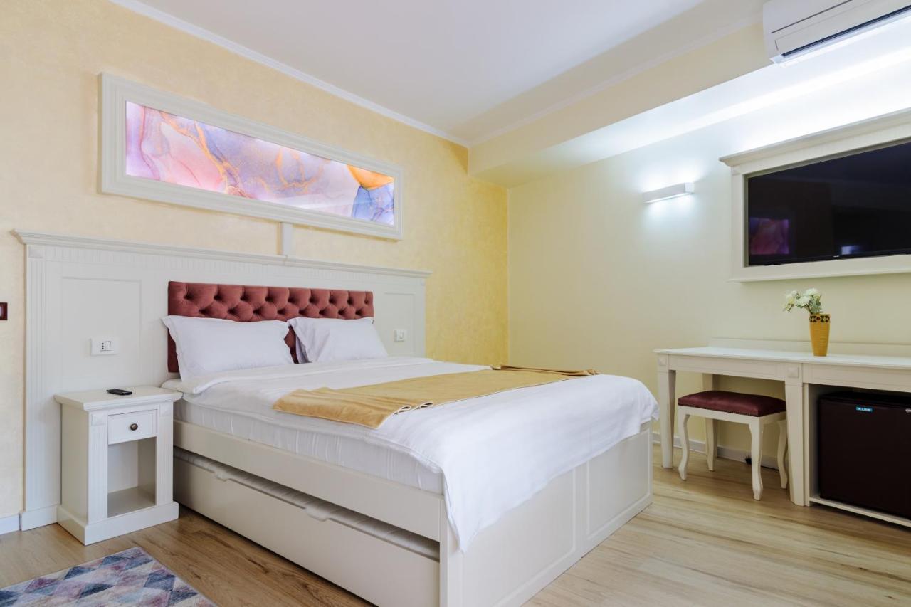 Hotel Central - Băile Olăneşti Exteriör bild
